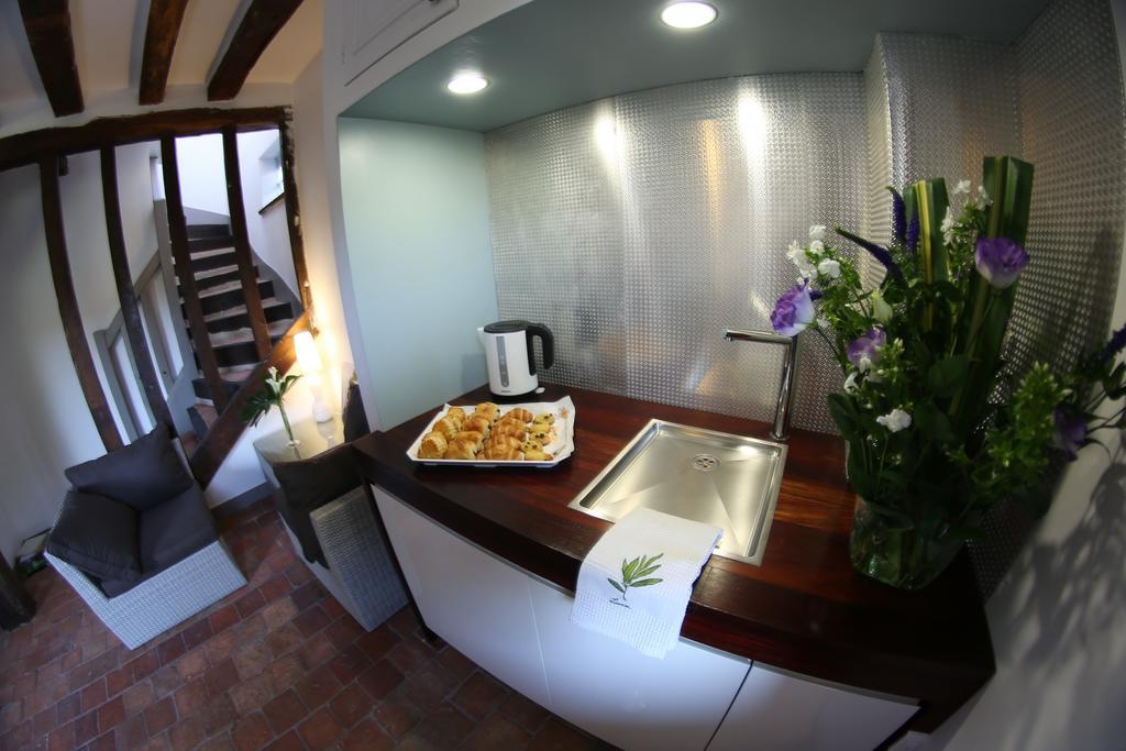 Du Cote De Chez Jos Hotel Bezons Luaran gambar