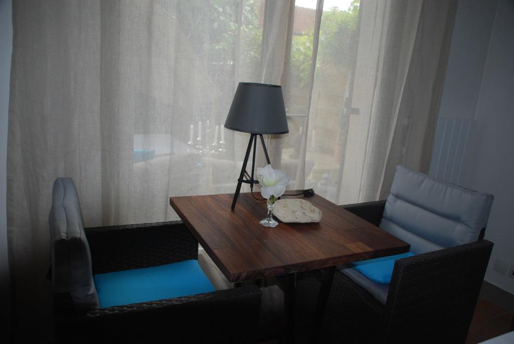 Du Cote De Chez Jos Hotel Bezons Luaran gambar