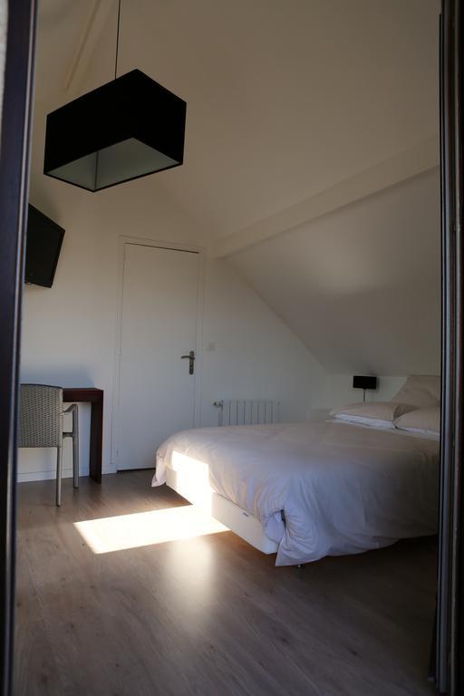 Du Cote De Chez Jos Hotel Bezons Luaran gambar